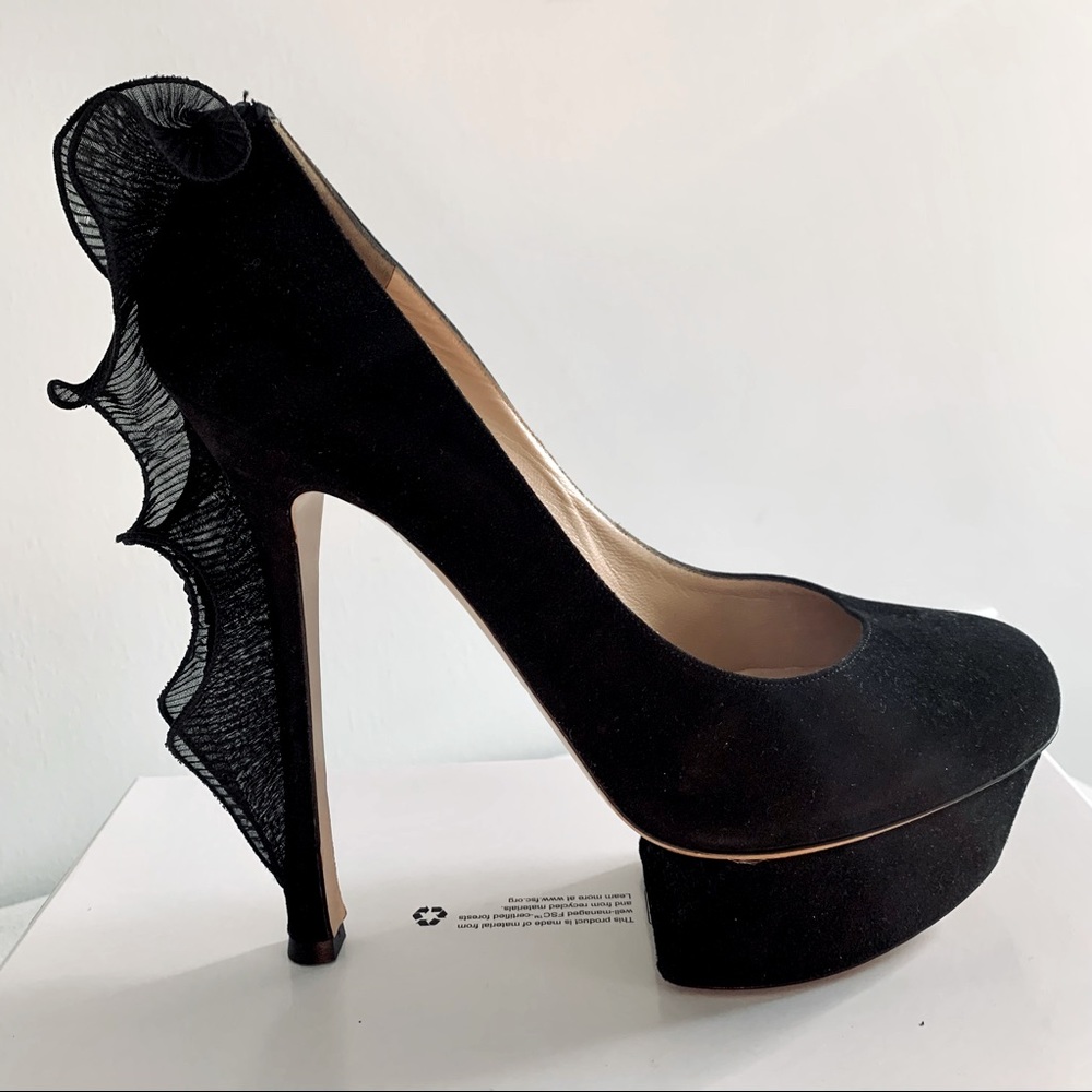 Nicholas Kirkwood Black Suede Pumps